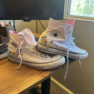 Hello Kitty Converse